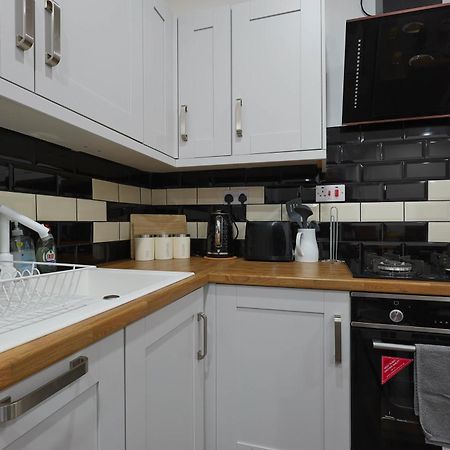 Stylish Apartment In City Centre - Walk Everywhere Cardiff Dış mekan fotoğraf