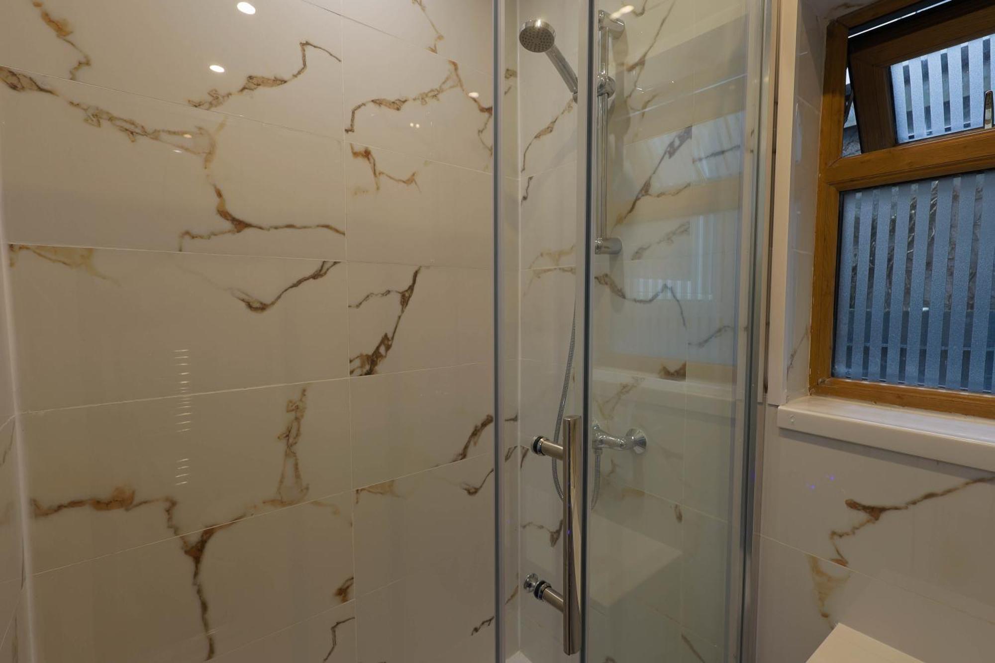 Stylish Apartment In City Centre - Walk Everywhere Cardiff Dış mekan fotoğraf