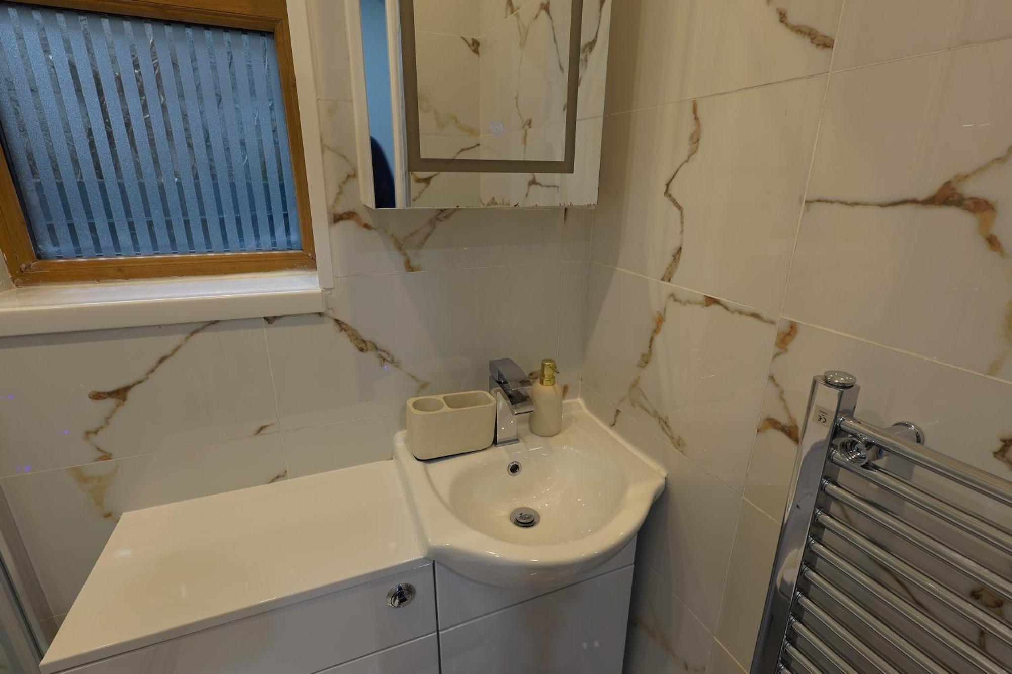 Stylish Apartment In City Centre - Walk Everywhere Cardiff Dış mekan fotoğraf